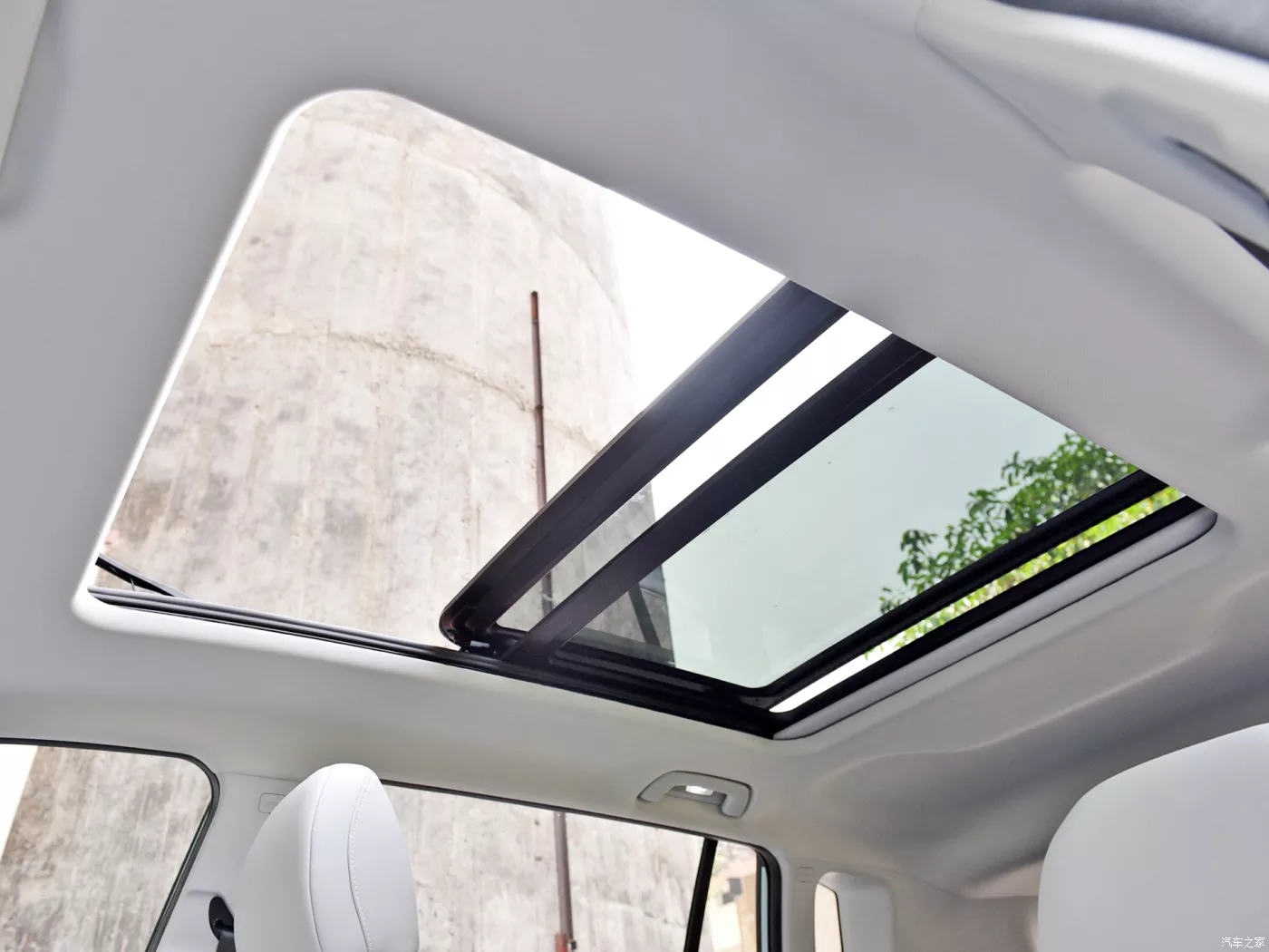 GAC AION Y S V LX Energy Car 2022 Aion Y EV Enjoy Edition Chinese Electric Vehicle with 76.8 kWh Battery and 610 km Range