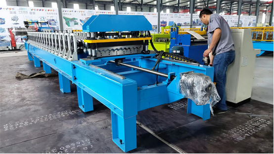 High Speed Corrugated Metal Roofing Sheet Roll Forming Machine