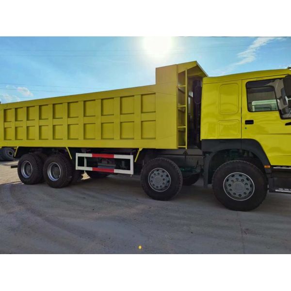 Sinotruk HOWO 8*4 Dump Truck Secondhand Truck