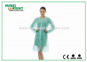 China 55gsm Single Use Tyvek Protective Lab Coat With Velcros Closure on sale