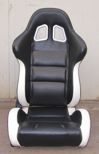 Black and white Sport Racing Seats with harness / classic sports car seats