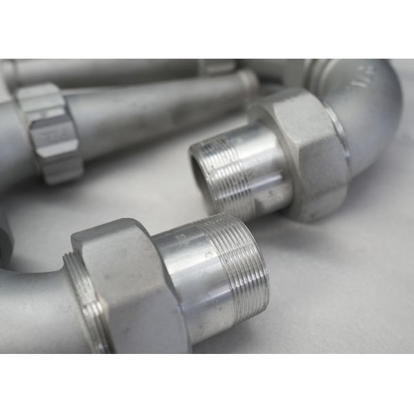 Three-Bend Front Flush Device for Zoomlion Water Trucks: Aluminum Alloy, U-Shaped Nozzle, Cylindrical Water Jet, Road Cleaning