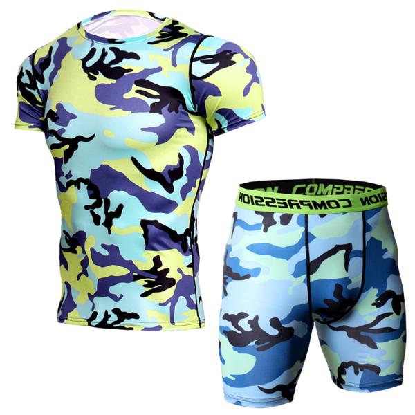 Gym Fitness Mens Swim Shirt Loose Fit , Rash Guard Suit Fancy Delicate Workmanship