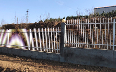 Galvanized Protective Traffic Guardrail Plastic Sprayed Steel For Urban