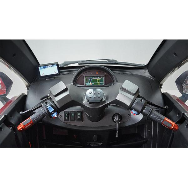 Blue Enclosed Electric Tricycle With Safety Belt Disc Brake System Sightseeing