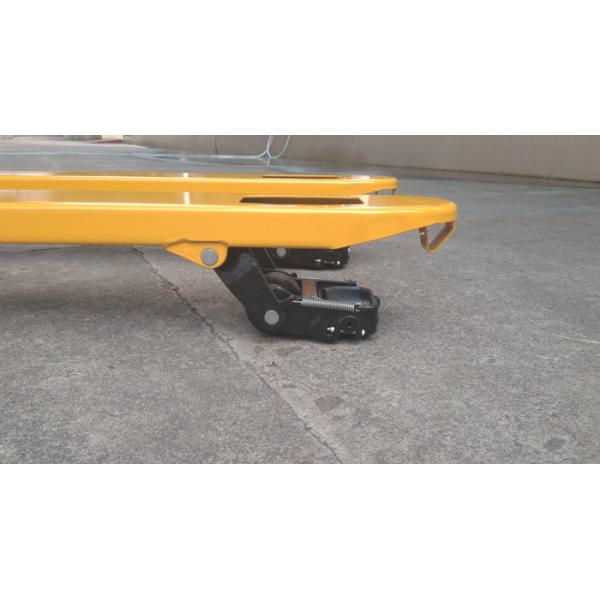 Four Way Traverse Pallet Truck , Pallet Pump Truck 74 * 70mm Fork Wheel