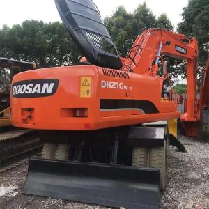 Cheap DH210 Used Doosan Wheeled Excavator 21 Ton Robust Construction wholesale