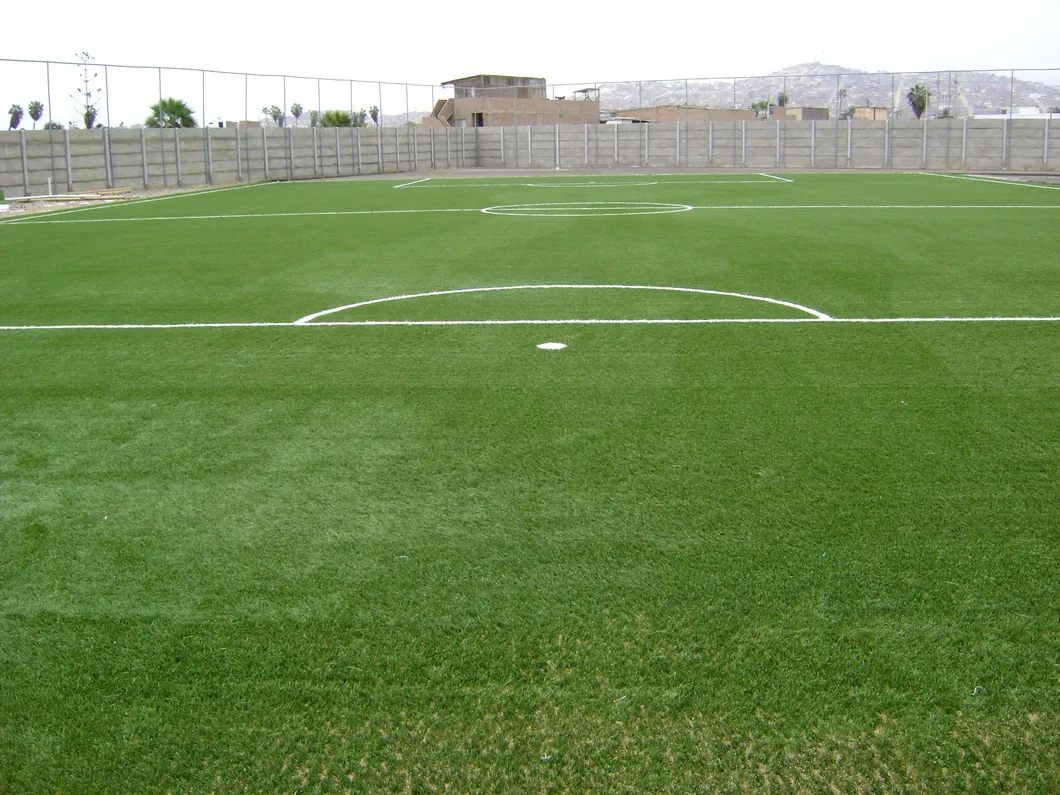 SBR Rubber Granules 0.5-2mm for Football Fields, Shock Absorption >53%