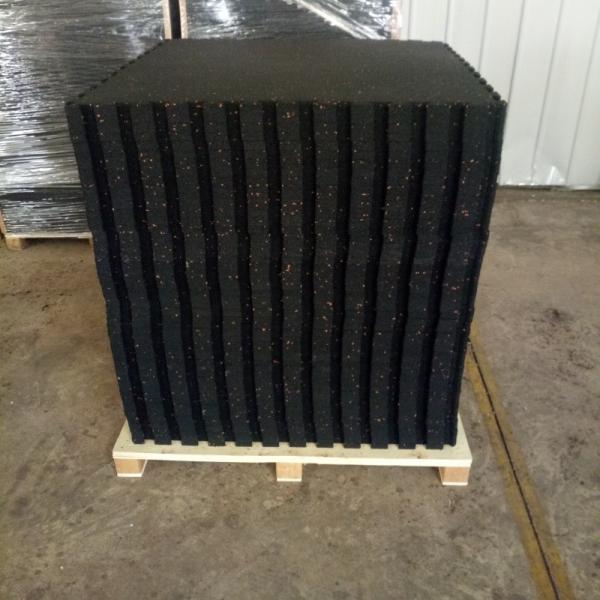 Puzzle Edge Rubber Interlocking Floor Tiles Red / Blue Composite Rubber Flooring