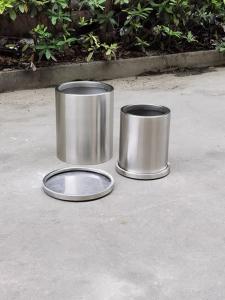 China Square Round Stainless Steel Vase For Indoor Outdoor Easy Maintenance on sale