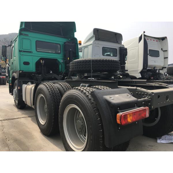 Durable Diesel Tractor Truck 266-460HP Euro IV Left And Right Drive