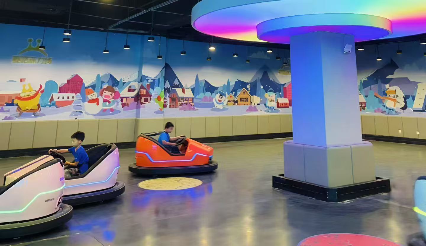 Durable Construction Kids Bumper Car 6-10km/H Speed Battery Bumper Cars For Amusement Park