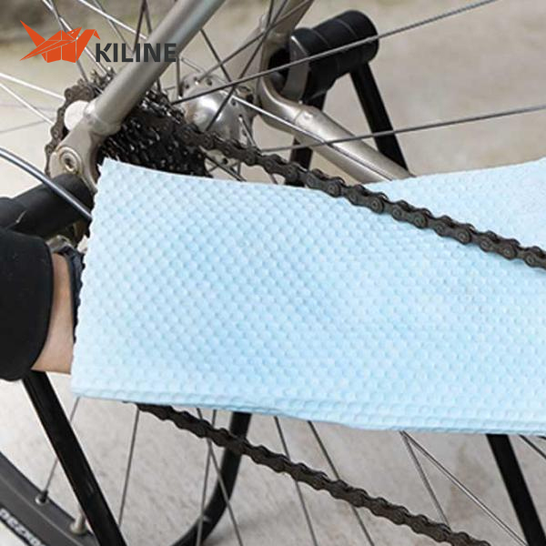 Wood Pulp PP Rolled Commercial Cleaning Wipes Disposable Blue Color Customized