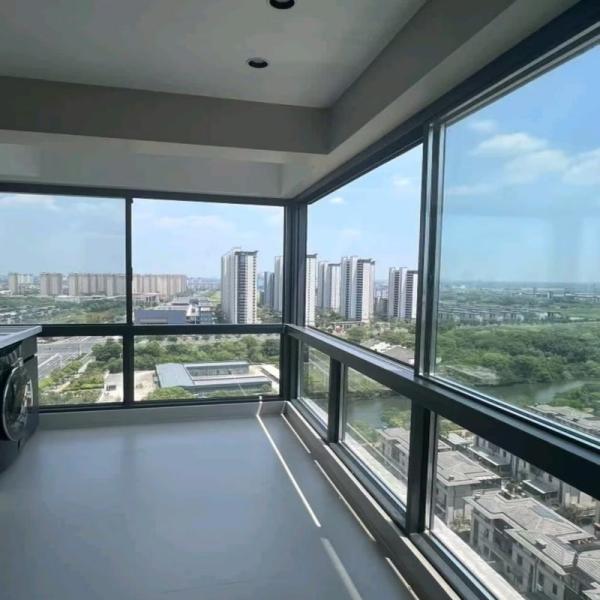 Factory Direct Supply Aluminum Sliding Double Glazed Window with 35dB Sound Insulation for Residential Spaces