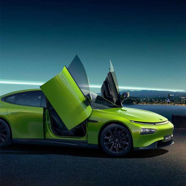 2024 Xpeng P7 Electric Car High Speed Cars Electric Vehicles 4 Wheel With Efficiency 12.5 kWh / 100 km