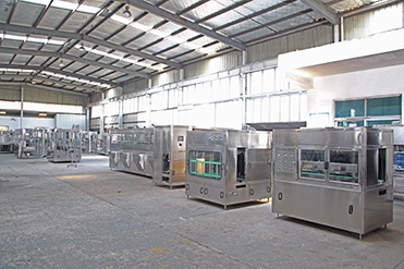 12000bph Water Bottle Filling And Capping Machine 3in1 1800 KG