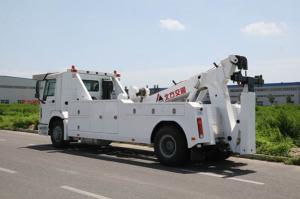 Cheap 12 Wheels Heavy Duty Tow Truck , 30 Ton Emergency Tow Truck 336HP ZZ1317N4667C wholesale