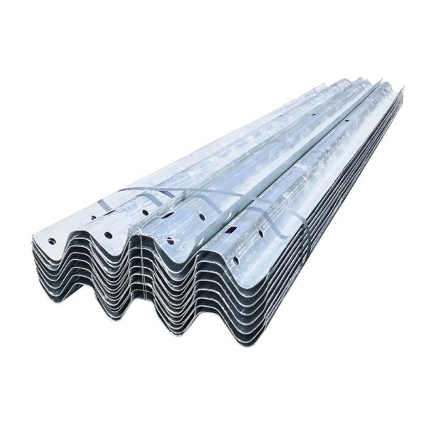 Highway Guardrail in 3D Welded Curved Panel Fence for Crowd Control Barrier Fence
