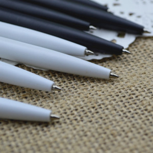 Hotel plastic promotional pen,cheap advertising ballpoint pen,hotel fountain