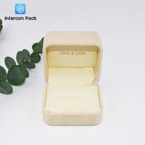 Flip Small Jewelry Packaging Boxes Polyurethane Flocking Cloth Clamshell Jewelry