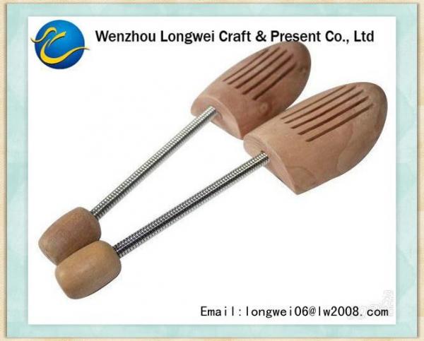 Quality LongWei spring wooden shoe stretcher/cedar shoe tree for European sizes for sale