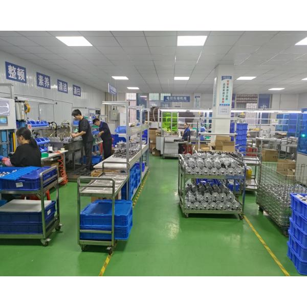 Mercedes-Benz CLA EQS EQA EV AC Compressor 24V A0008305404 A0008308104