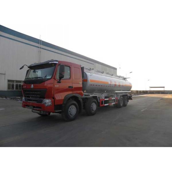 8X4 LHD Euro2 336HP Oil Tank Truck , 30CBM Crude Oil Transportation Trucks
