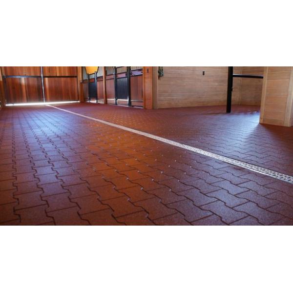 Recycled Rubber Horse Stall Mats , Anti Slip Rubber Flooring With 4 . 5cm Thickness