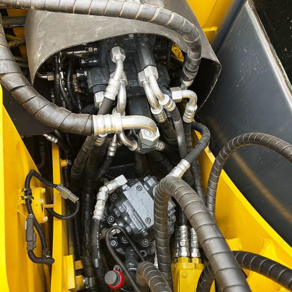 Used Komatsu PC70 Hydraulic Crawler Excavators 7ton Used Komatsu Middle Digger