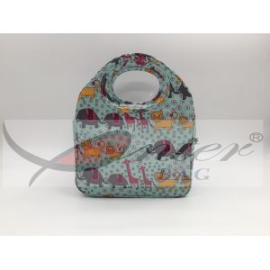 Cheap Portable Travel Cooler Bag With Zipper Environmental Protection Material wholesale