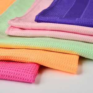 China 350GSM Microfiber Waffle Kitchen Towel 40x60cm Absorbent Lint-Free on sale