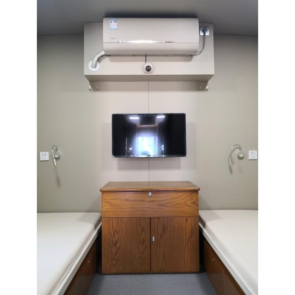 8.424 L Camper Van Vehicles