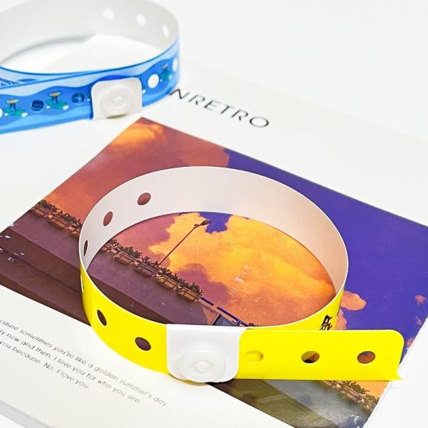Disposable Vinyl PVC Wristbands for L-Shaped Park Ticket Identification and Entertainment