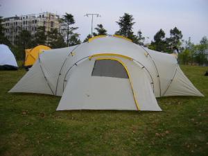 Cheap big tent for family with 6-8 person----go camping with a big tent! wholesale