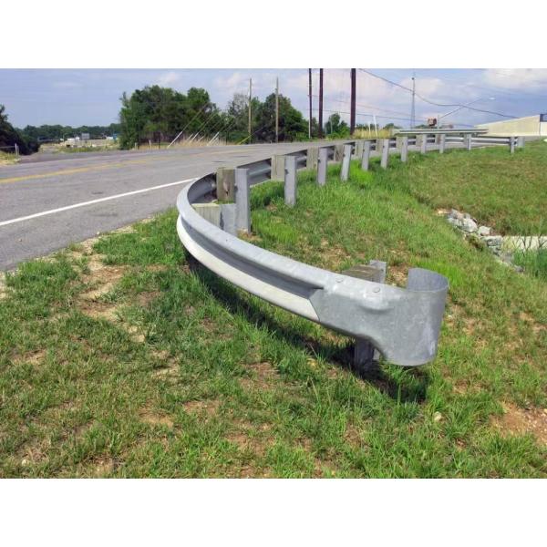 Highway Guardrail in 3D Welded Curved Panel Fence for Crowd Control Barrier Fence