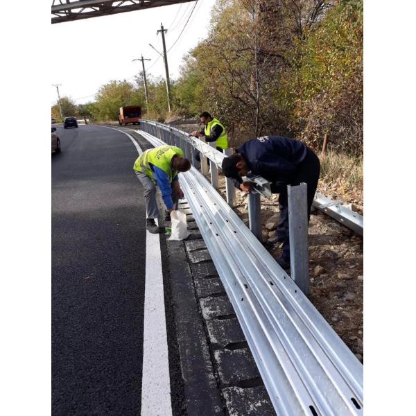 Highway Guardrail Steel Buffer End Galvanized Powder Coated Certified by ISO9001 2000