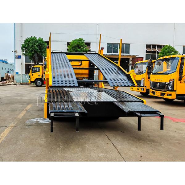HOWO Light Towing 2 Double Deck Flatbed Road Rescue Wrecker Tow Truck