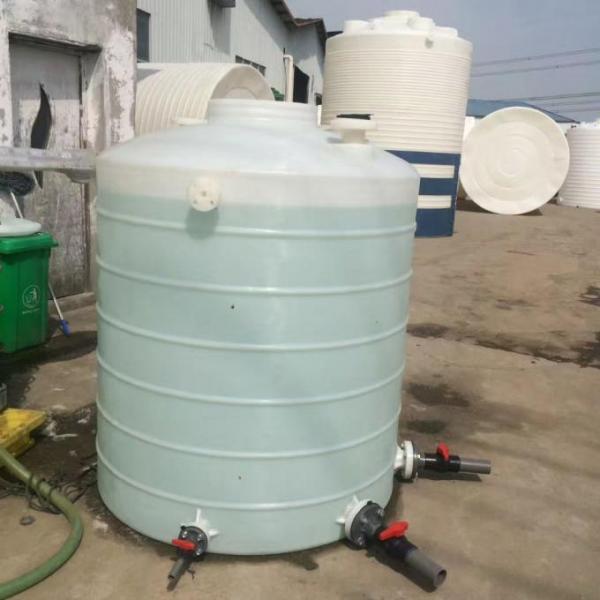 PT 5000 Rotomold Plastic water tanks for aquaculture purposes with volume of 5000L