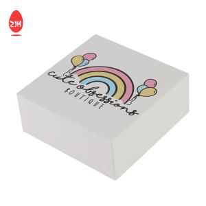 Embossing White Cardboard Gift Packaging Box With Matte Laminated
