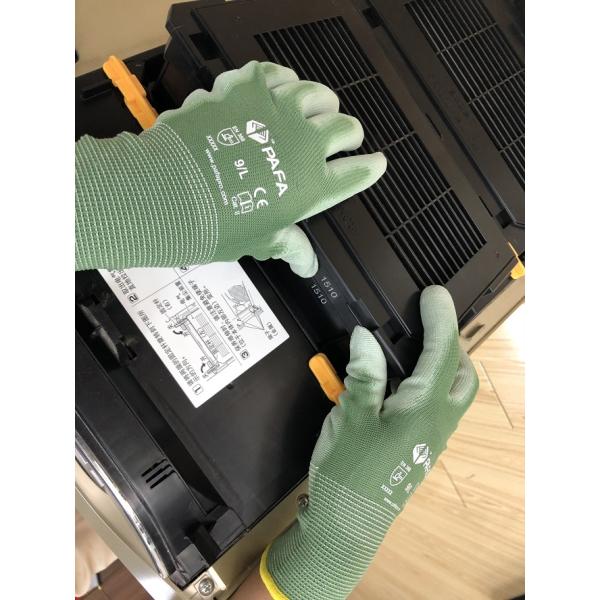 Electronic Industry Grey Carbon Fiber Knit PU Gloves