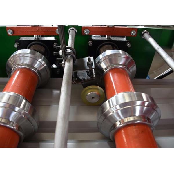 Flat Rib Roofing Sheet Roll Forming Machine Weight 3.5 Ton With Hydraulic Curving Function