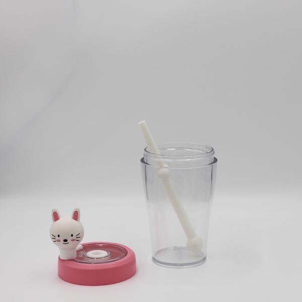 Leak Proof BPA Free Children'S Water Bottle With Cartoon Bear Stopper