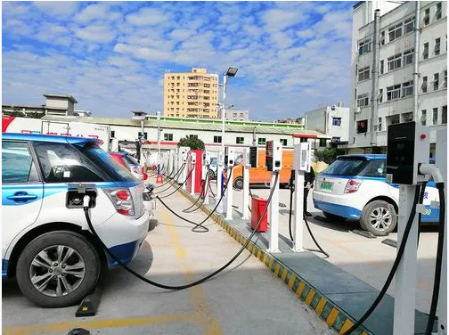 AC Charger Wallmount 7kW 11kW 22kW AC EV Wallbox Charging Station CE Type-2 Socket Public Ocpp Electric Vehicle Charging Pile