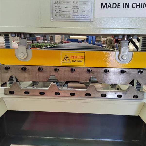 Aluminum Roof Panel Roll Forming Machine Thickness 0.3-0.6mm