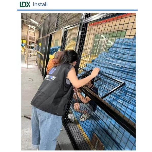 Storm Resistant Kinds Of Roof Electric Integrated Split Ceilings For Padel Court