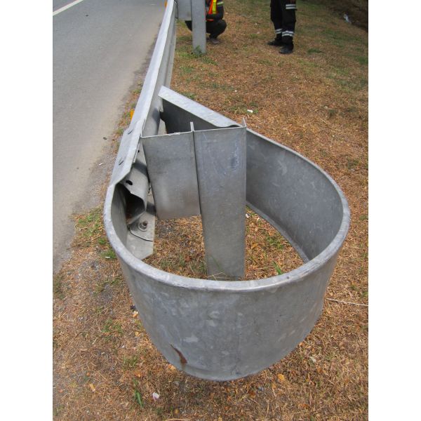 Highway Guardrail Steel Buffer End Galvanized Powder Coated Certified by ISO9001 2000