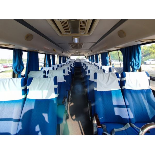 Golden Dragon Used Coach Bus 47 Seats Luxury Second Hand Tourist Bus