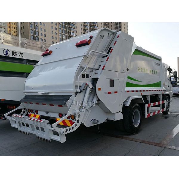 Shacman Garbage Compacted Truck X6 4X2 6 Wheels Compactor Rubbish Bin Truck Good Product
