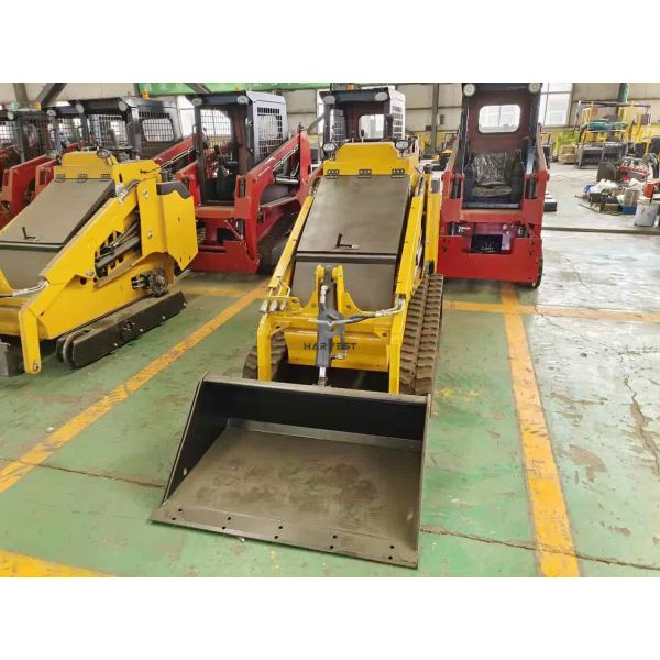 Stand-on Skid Steer Loader LY850 with 0.2m3 bucket & Kubota engine Hot Sale