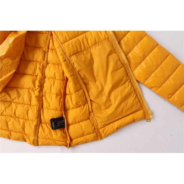 Yellow Ultra Light Packable Down Jacket Antistatic Waterproof
